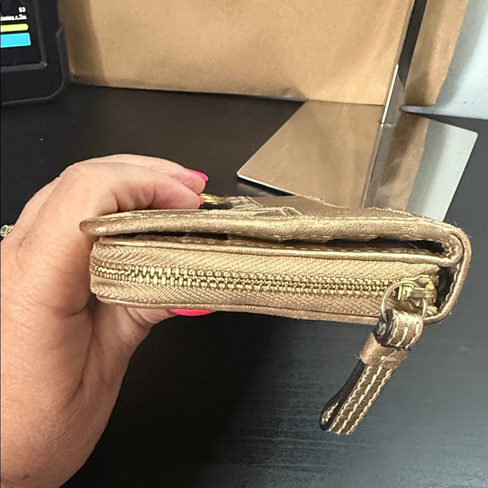 Coach Signature Stripe full zip wallet with interior legacy lining - Picture 7 of 12